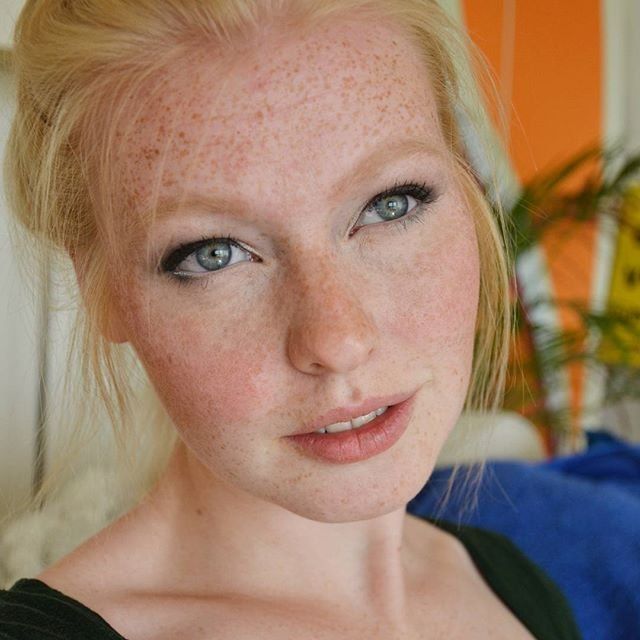 Freckle blonde
