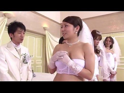Jet S. reccomend japanese wedding dress