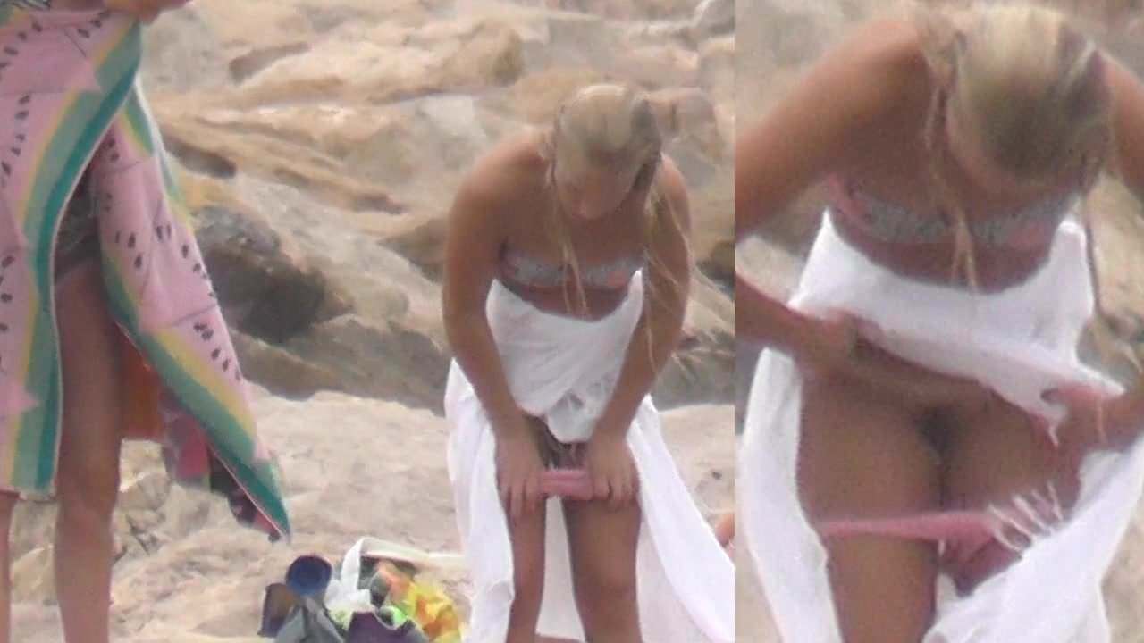 Captain J. reccomend blonde beach feet and pussy flash