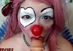 Rosie reccomend clown kisses