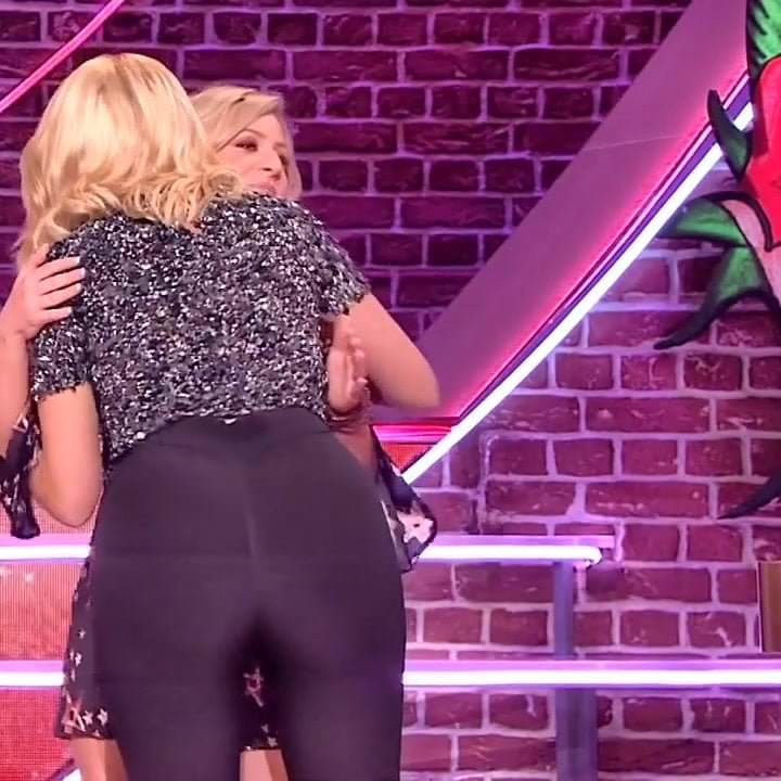 Holly willoughbys arse