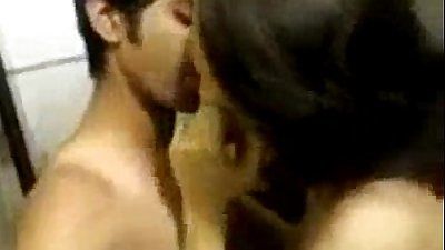 Pakistani sialkot collage girls kissing
