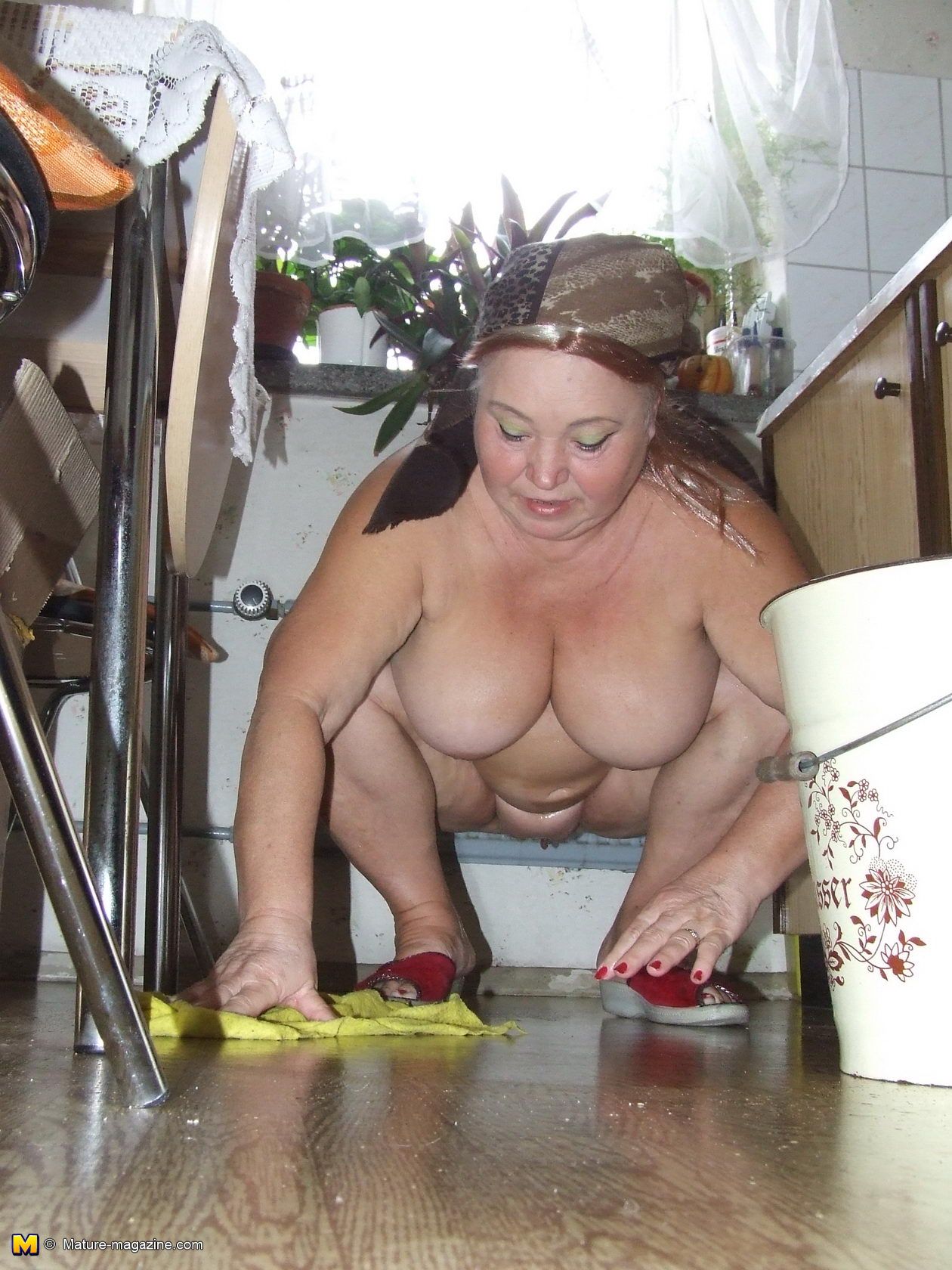 Nova reccomend nude amateur cleaning