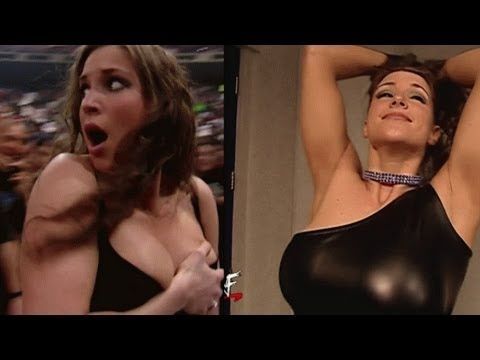 Stephanie McMahon Sexy Moment At WWE Wrestlemania 