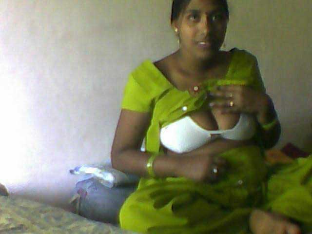 Indian desi maid