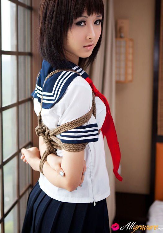 Japan schoolgirl bondage