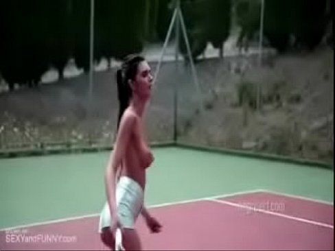 Tennis court squirt