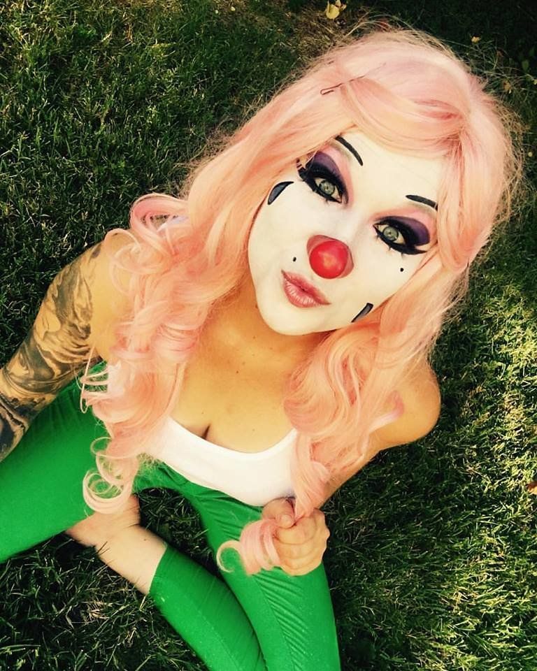Sexy clown girl