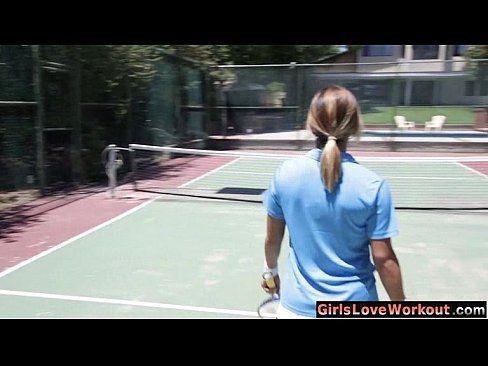 Tennis court squirt